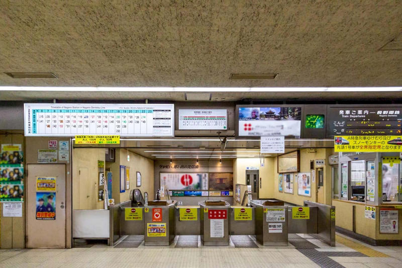 地域連携ICカードの導入, 長野電鉄の沿革と路線網, JR東日本との連携関係, タッチ決済との競合