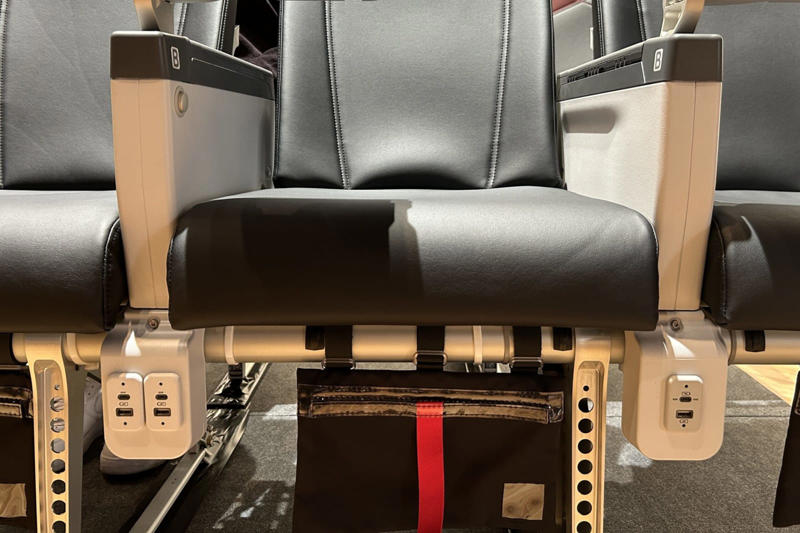 新機材ボーイング737-8型機の導入, 普通席（エコノミークラス）のシート, 日本の地方路線にもファーストクラスを拡大, 国内線の機内にワイヤレス充電を導入, 地方の魅力を紹介・再発見する機内食サービスへ, 航空利用以外にも広がる顧客とのつながり, 新JALアプリは機能拡充でやさしい旅を提供！4/15に登場！, 機内でのWi-Fiサービスも、新世代に