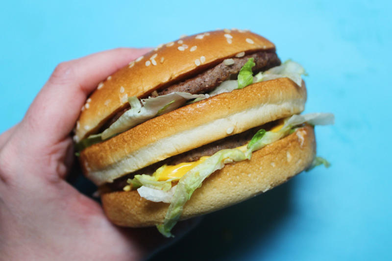 I'm typically not a huge fan of the Big Mac. The size difference between the two burgers was obvious right away., There was also a slight price difference., I tried the Big Mac first, even though I'd had it before., I'm typically not a huge fan of the Big Mac., I was underwhelmed by the Big Mac during this taste test, too., The Big Arch felt like McDonald's answer to a "premium" burger., The Big Arch came on a sesame seed-poppy seed bun., This burger was tasty and beyond savory.