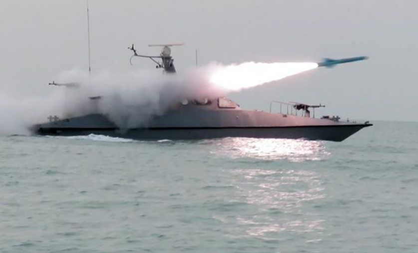 航空母艦ではなく「海峡」が標的となった, 狭い海で強化される小型戦力, 撃沈より麻痺の方が効果的, 戦争を持久させる「海峡カード」, 航空母艦も自由に動けない新たな戦場