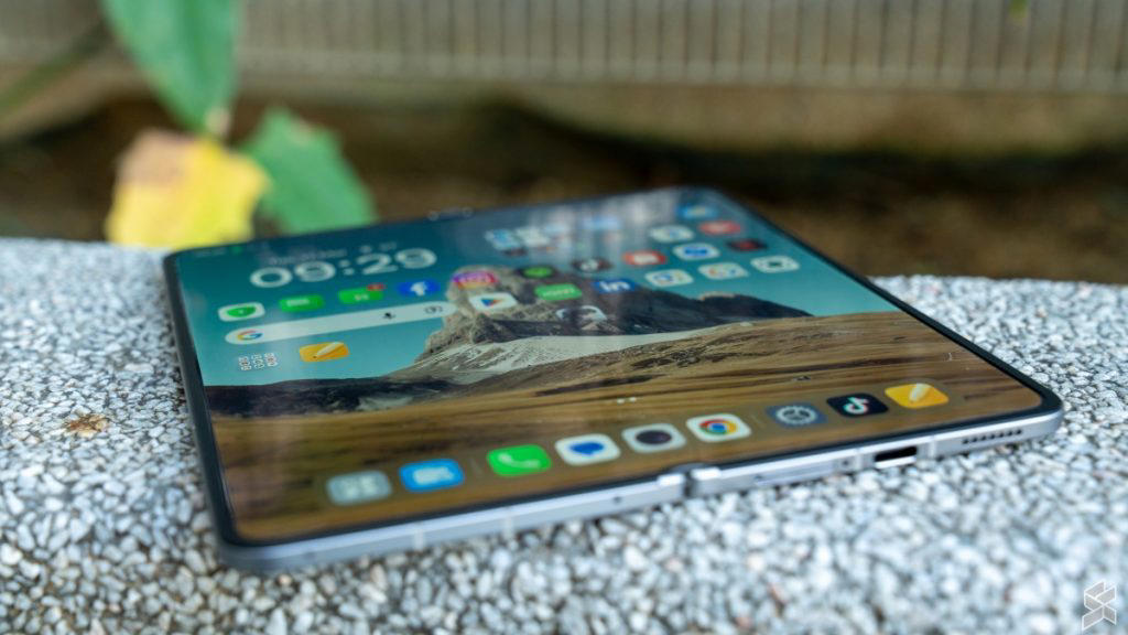 Pricing and Availability, The Engineering Behind the “Zero-Feel” Crease, Dual Flagship Displays, Performance, Camera, and Software