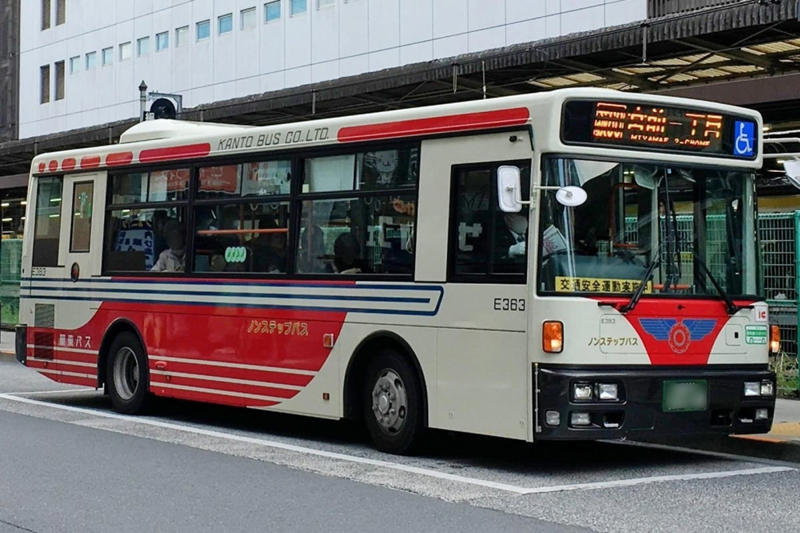 赤字常態化の構造, 供給制約をめぐる見方, 待遇水準と現場の高齢化, 利用者減と収入の縮小, 需要動向と人手不足, 持続できない運営手法, 運賃と公費の行方