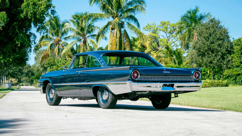 Ford Has Fighting A Performance War Since The '50s , The Forgotten Ford Starliner: Ford's Early Muscle Pioneer , 1961 Galaxie Starliner: Ford's Peak Muscle Car Before The Mustang , How The Starliner Stacked Up To Other '60s Muscle , Why The Starliner Vanished From The Muscle Car Conversation , Ford Galaxie Starliners Are Massive Bargains Today