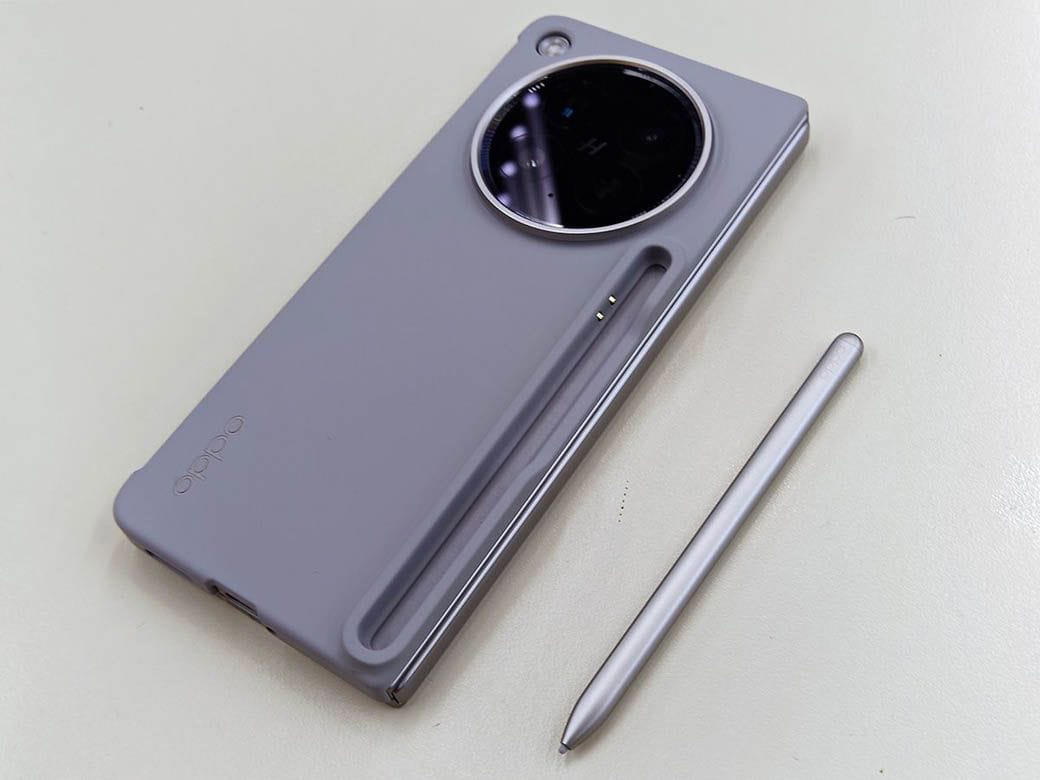 折り目ゼロ、新時代の折りたたみスマホ, AI機能で高性能なビジネスツールに, 「折りたたみスマホNo.1」と呼べる存在, 忍び寄る「折りたたみiPhone」の陰