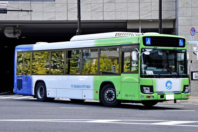 赤字常態化の構造, 供給制約をめぐる見方, 待遇水準と現場の高齢化, 利用者減と収入の縮小, 需要動向と人手不足, 持続できない運営手法, 運賃と公費の行方