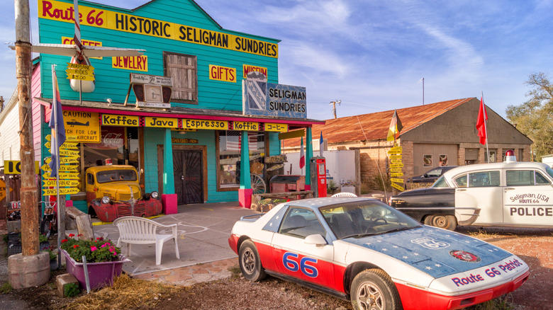 Peggy Sue's 50's Diner, Nevada, Pipe Spring National Monument, Arizona, Chloride, Arizona, Santa Claus, Arizona, Keepers of the Wild Nature Park, Arizona, Grand Canyon Caverns, Arizona, Seligman, Arizona