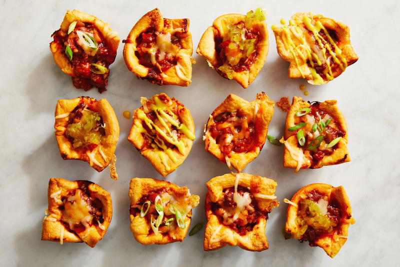 Jalapeño Popper Dip, French Onion Smashed Potatoes, Fried Buffalo Artichoke Hearts, Buffalo Blitz Bites, Hawaiian Roll Sliders, Football Field Dip, Potato Skin Bites, Classic Chili, Blooming Quesadilla Ring, Taco Dip, Ranch Wings, Sloppy Joe Cups, Crockpot Buffalo Chicken Dip, Pimento Cheese-Stuffed Mini Peppers, Tailgate Tots, Spinach Dip Rolls, French Dip Stuffed Biscuits, Nashville Hot Chicken Fries, Pigs In A Blanket, Lemon-Pepper Wings