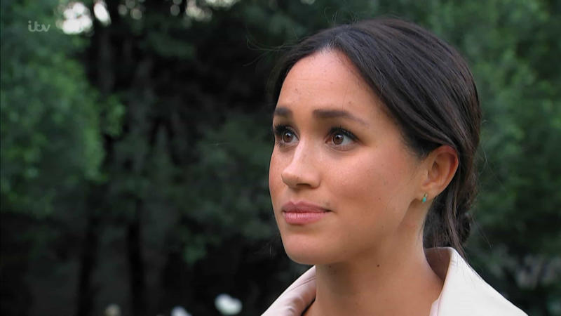 'Harry & Meghan: An African Journey' The New York Times article, 'Harry & Meghan: An African Journey', The young Prince Harry, Prince Harry shares his experience, Overwhelmed and silenced, Heads Together, Struggling to cope, Prince Harry calls out the royal family, Overwhelmed by the vitriol in the press, The Palace rejects Markle's request for help, Prince Harry's disappointment, Princess Diana and postnatal depression, Princess Diana's bulimia, Going it alone