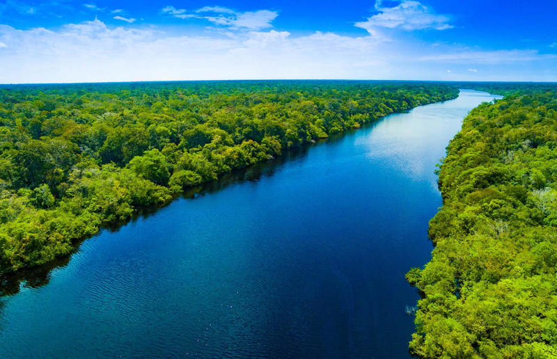 The Nile is the world's longest river Fact or fiction?, It never snows in the Sahara Desert, Egypt has the most pyramids, Uluru is Australia's biggest rock, San Francisco has the steepest street in the world, The Great Wall of China can be seen from space, Toronto is the capital of Canada, The Statue of Liberty is in New York, Buckingham Palace is the official residence of the King, Amsterdam is the cycling capital of the world, There are 24 time zones, Maine is the easternmost state in the US…, …and Florida the southernmost, The Mississippi River is the longest in the US, Norway is the northernmost country in the world, The Canary Islands are named after the birds, English isn't the most spoken language in the world, Only Russia and Turkey are on two continents, The Nile is the world's longest river, Route 66 is the longest highway in the US, Mont Blanc is Europe's highest mountain, England and the UK are the same place, Holland is a country, Walt Disney built a secret suite within Cinderella Castle