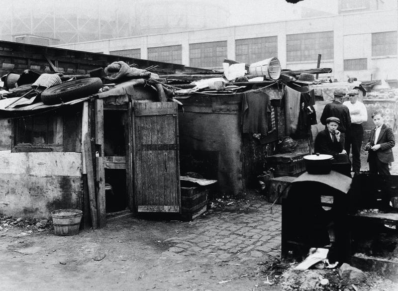 The struggle for money became so desperate that families across the country often lived in crowded shacks, while some inhabited caves or sewer pipes. The Great Depression was the worst economic tragedy in American history., During the winters of 1932 and 1933, an estimated 1.2 million Americans were homeless., Food banks became commonplace., The Depression had a significant impact on the psychology of unemployed men., The Great Depression had lasting effects on the US.
