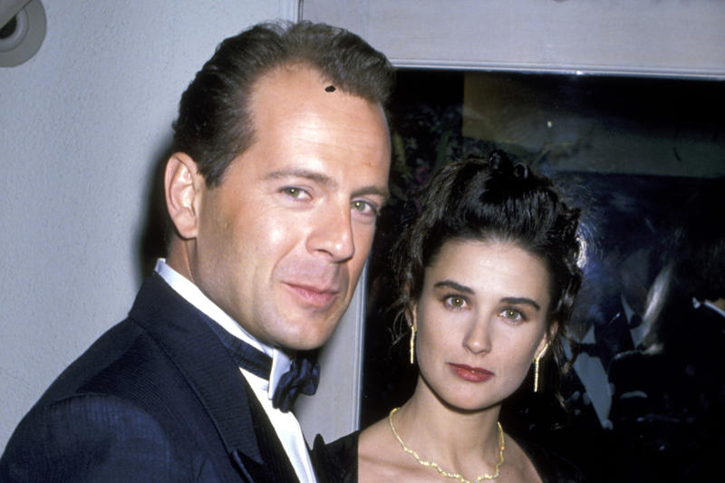 超有名な両親のもとに生まれて, ブルース・ウィリスとデミ・ムーアの出会い, 長女、ルーマー・ウィリス, ミュージカルでも, 次女、スカウト・ラルー・ウィリス, 社会問題にコミット, 三女、タルーラ・ベル・ウィリス, 自身の悩みもシェア