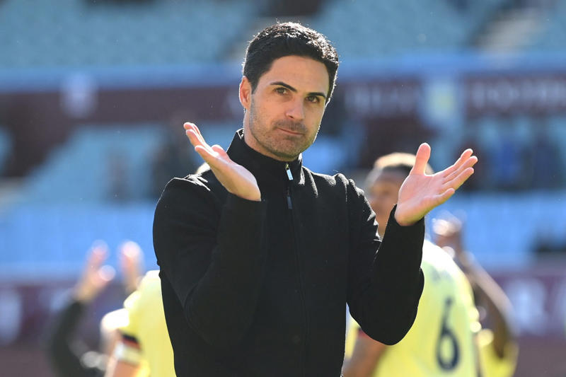 Links across the capital, Arteta explains transfer policy, Goalkeeper - Petr Čech, Defence – William Gallas, Defence – David Luiz, Defence – Ashley Cole, Midfield – Cesc Fàbregas, Midfield – Jorginho, Midfield – Kai Havertz, Forward – Pierre‑Emerick Aubameyang, Forward – Nicolas Anelka