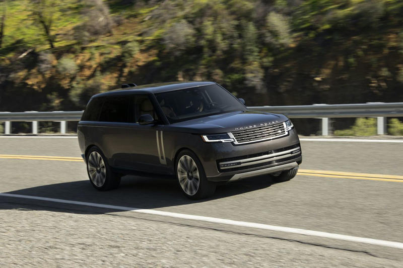 2025 Hyundai Santa Fe, 2025 Mazda CX-90, 2025 Toyota Grand Highlander, 2025 Genesis GV80, 2025 Volvo XC90, 2025 Chevrolet Tahoe / Suburban, 2025 Ford Expedition, 2025 Lexus GX, 2025 GMC Yukon, 2025 BMW X7, 2025 Cadillac Escalade, 2025 Mercedes-Benz GLS-Class, 2025 Lincoln Navigator, 2025 Lexus LX, 2025 Land Rover Range Rover