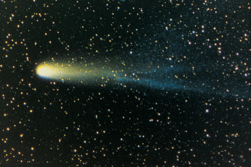 A gas that would end all life on Earth A look at what scientists have to say, When will the world end?, Some claim to know the planet's expiry date, The Apocalypse of Saint John, The Mayans had an end date for the planet but..., ...it was just the end of an era, The end of the world (Ragnarök) according to the Vikings, Halley's Comet sparked panic in 1910, A gas that would end all life on Earth, The year 2000 came without any problems, A best-seller that predicted a failed end of the world, The author sold 5 million books but the rapture never came, The coming end of the world: Newton's prediction, Newton believed the world would end in 2060, A science-based apocalyptic prediction with a very specific date, Scientists thought overpopulation would cause the end of the world, The technological collapse of the year 2038, Just about as likely as Y2K, The asteroid that could collide with Earth in 2068, Safe for the next 100 years at least..., The end of the world will be between 3797 and 4011, Da Vinci included an apocalyptic prophecy in one of his paintings, Specific date of the Apocalypse hidden in 'The Last Supper', 5478-5480: the end according to Baba Vanga, Faith in the future