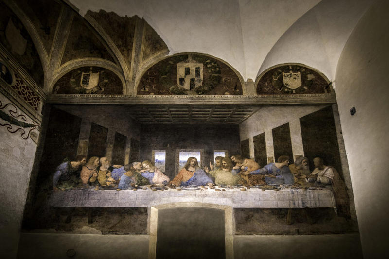 Specific date of the Apocalypse hidden in 'The Last Supper' A look at what scientists have to say, When will the world end?, Some claim to know the planet's expiry date, The Apocalypse of Saint John, The Mayans had an end date for the planet but..., ...it was just the end of an era, The end of the world (Ragnarök) according to the Vikings, Halley's Comet sparked panic in 1910, A gas that would end all life on Earth, The year 2000 came without any problems, A best-seller that predicted a failed end of the world, The author sold 5 million books but the rapture never came, The coming end of the world: Newton's prediction, Newton believed the world would end in 2060, A science-based apocalyptic prediction with a very specific date, Scientists thought overpopulation would cause the end of the world, The technological collapse of the year 2038, Just about as likely as Y2K, The asteroid that could collide with Earth in 2068, Safe for the next 100 years at least..., The end of the world will be between 3797 and 4011, Da Vinci included an apocalyptic prophecy in one of his paintings, Specific date of the Apocalypse hidden in 'The Last Supper', 5478-5480: the end according to Baba Vanga, Faith in the future