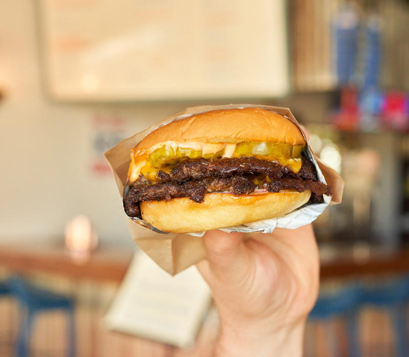 Brass Ring Pub, Habit Burger & Grill, 1000 North, The Butcher’s Club, Honor Bar, Café Boulud, Okeechobee Steakhouse, Hive Bakery & Café, Tropical Smokehouse, Howley’s, Palm Beach Meats, Mary Lou’s, Mia Rosebud, Meat Market