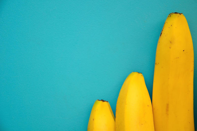 A 24% size increase Bigger isn't better, A 24% size increase, Data from 55,761 men, A substantial increase in size, From 4.8 inches to 6 inches, "Any overall change in development is concerning", A fast change is concerning, Surprising results, Chemicals are to blame, Endocrine-disrupting chemicals in our environment and food, The hormonal milieu is affected, Chemical exposure affects puberty, Sperm counts affected, A significant decline in sperm counts between 2014 and 2020, Average sperm count fell by 52%, An acceleration in sperm count decline, Some think the male member is shrinking, Is pollution causing shrinkage?, Hopefully more studies will clarify things