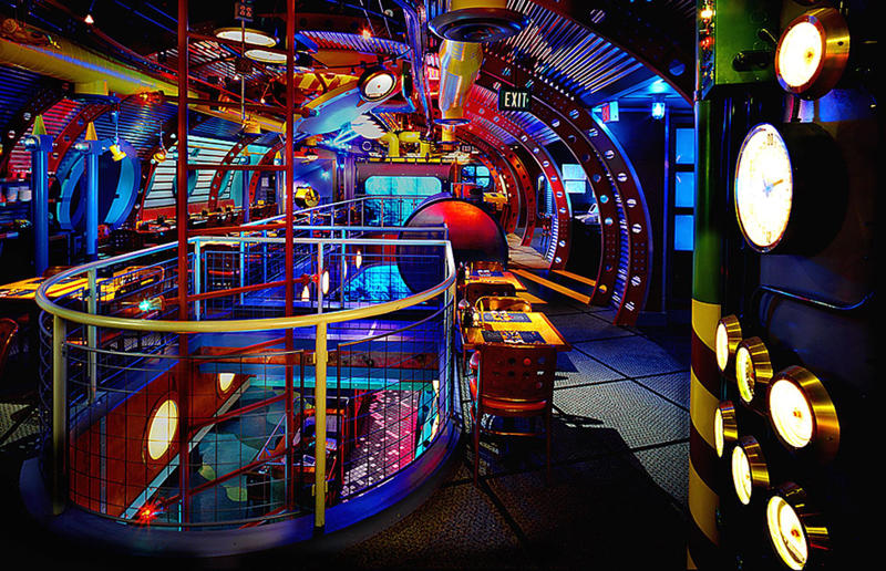 Superstar ventures that turned sour, Snoop Dogg and Master P's cereal, Donald Trump's steaks, Sylvester Stallone, Arnold Schwarzenegger &amp; Bruce Willis' Planet Hollywood, Steven Spielberg's Dive! restaurant, Hulk Hogan's Pastamania restaurant, Naomi Campbell, Claudia Schiffer, Christy Turlington's &amp; Elle McPherson's Fashion Café, Britney Spears' Nyla restaurant, Jim McMahon's McMahon's restaurant and McMahon's Prime Steakhouse, Kevin Costner's The Clubhouse restaurant, Jennifer Lopez's Madre's restaurant, Jermaine Dupri's Café Dupri, Flavor Flav's Fried Chicken restaurant, Eva Longoria's Beso and She restaurants, Pharrell Williams' Qream with a Q liqueur