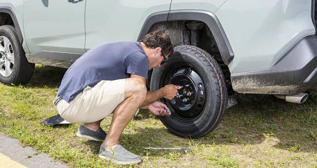 What to Do if Your Tire Goes Flat, How to Change a Car Tire, How to Avoid Having a Flat Tire, More on Tires