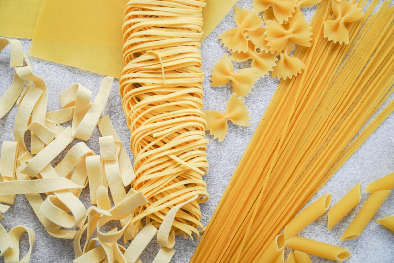 Pasta Durable foods, In times of need, Budget-friendly, Energy bars, Olive oil, Ground coffee, Cocoa powder, Pickled foods, Butter from nuts, Vegetables in brine, Balsamic vinegar, Maple syrup, Canned fish, Powdered milk