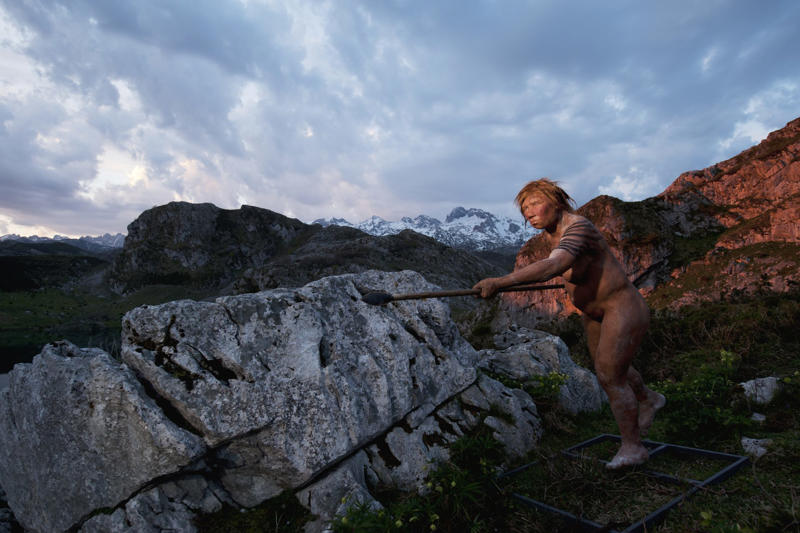 New study, Better adaptation, An enduring mystery, Shifting magnetic field, Auroras, sun particles, and heat, Linking it with other elements, Primitive sunscreen, Increased radiation, Other skills, Neanderthal extinction, Correlational