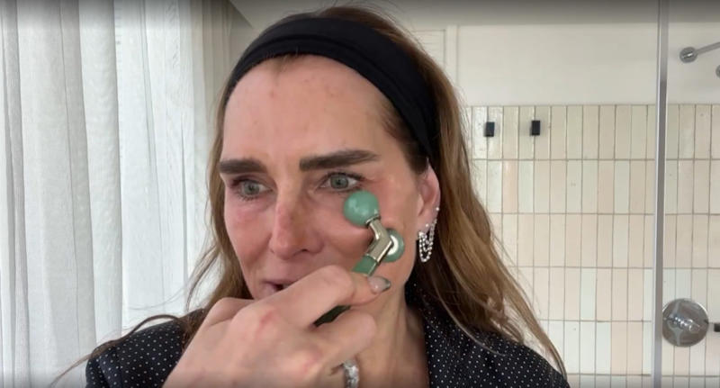 Face rollers Celebs share their cutting edge skin-care tips with Vogue, Face masks galore!, Eye masks, Gentle cleansers, LED Lights, Serum recommendations, Ice, ice your face, Face rollers, Give yourself three compliments, Sunscreen everyday, Lip care, The honey tap, Billie Eilish is in love with Biba Los Angeles products, Microcurrent device, Eye Creams, Moisturizer!, Check out Vogue on YouTube for more in-depth videos