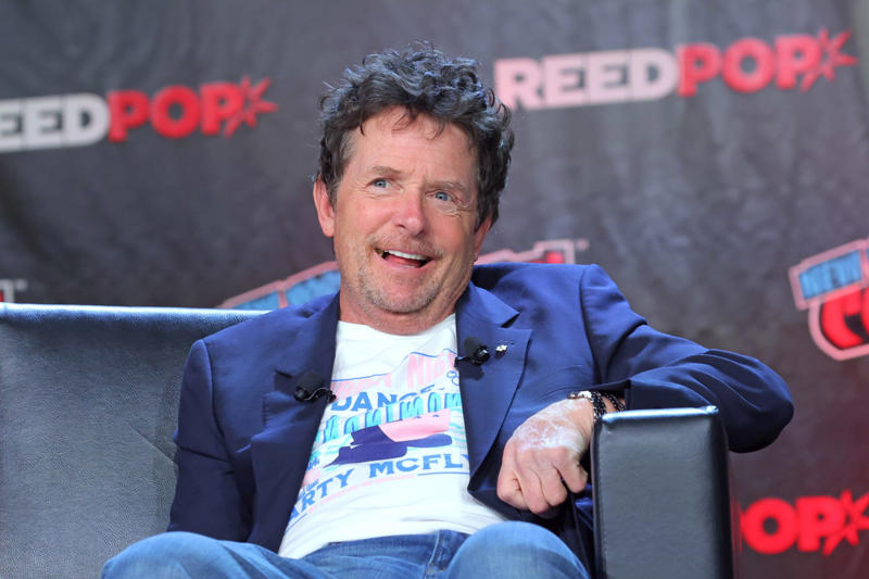 Michael J. Fox: a story of overcoming In 1994, Michael J. Fox's rise came to a screeching halt, Parkinson's disease at 29 years old, What is Parkinson's disease?, 9 June 1961, His TV show beginnings in 1976, The role that catapulted him to stardom, On July 9, 1985, 'Back to the Future', On July 8, 1988 he married Tracy Pollan, Michael J. Fox Foundation, Star on the Hollywood Walk of Fame, 'Lucky Man', Triumphant return with 'Spin City', 2020: retirement from acting, Not 100% closed to acting