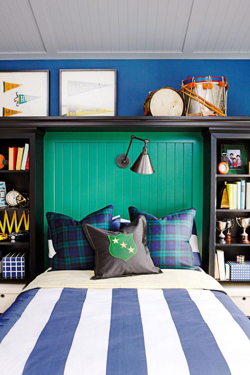 10) Slim Vertical Built-In, 17) Closet and Wardrobe Combined, 19) Easy Open Shelving, 23) Headboard Shelves