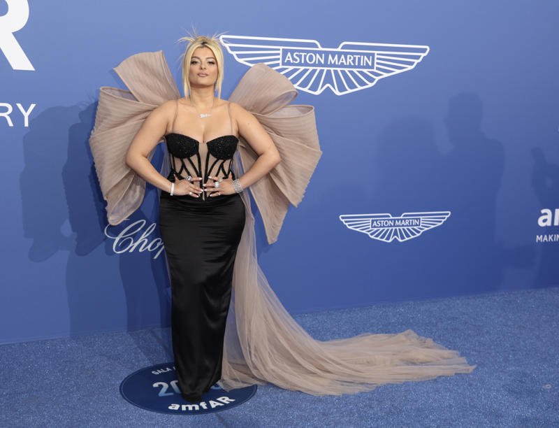 Bebe Rexha Jane Seymour, Jennifer Hudson, Melissa McCarthy, Megan Mullally, Octavia Spencer, Bebe Rexha, Leslie Jones, Ashley Graham, Aidy Bryant, Hayden Panettiere, Bryce Dallas Howard