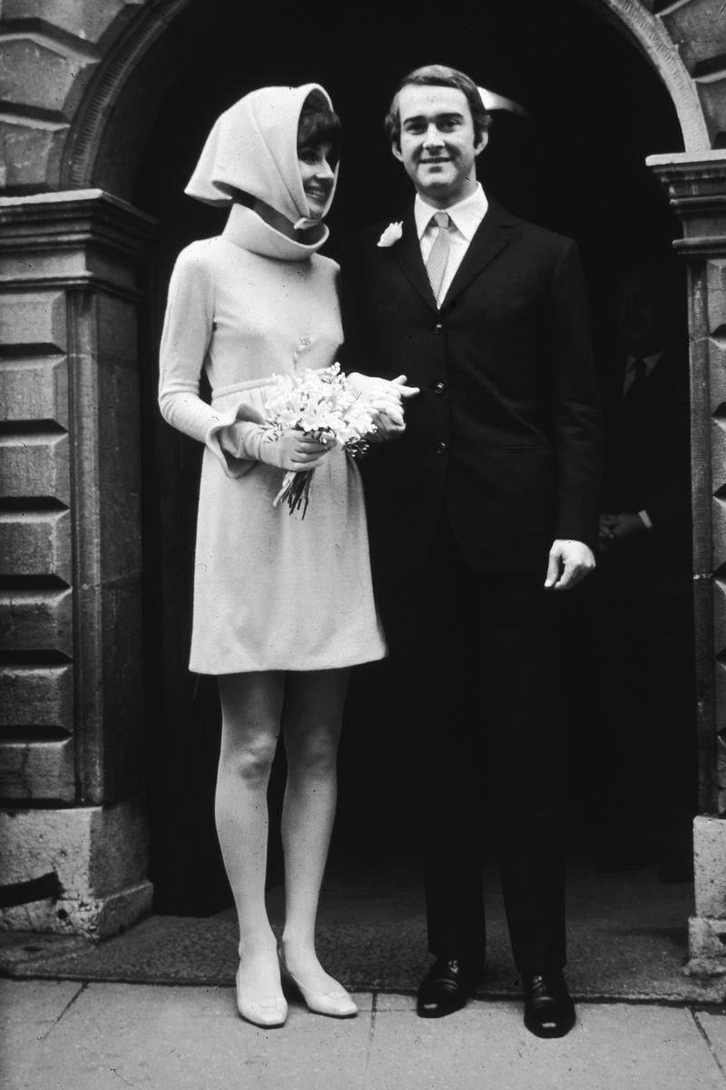 1969: Audrey Hepburn and Andrea Dotti 1930: Dolores del Río and Cedric Gibbons, 1934: Ginger Rogers and Lew Ayres, 1937: Ingrid Bergman and Petter Lindstrom, 1943: Jean-Pierre Aumont and Maria Montez, 1944: Bill Robinson and Elaine Plaines, 1945: Humphrey Bogart and Lauren Bacall, 1945: Shirley Temple and John Agar, 1945: Judy Garland and Vincente Minnelli, 1945: Bette Davis and William Grant Sherry, 1946: Jackie Robinson and Rachel Isum, 1947: Josephine Baker and Jo Bouillon, 1947: Carmen Miranda and David Alfred Sebastian, 1948: Nat King Cole and Maria Hawkins, 1949: Prince Aly Khan and Rita Hayworth, 1949: Lucille Ball and Desi Arnaz, 1950: Conrad Hilton and Elizabeth Taylor, 1951: Tony Curtis and Janet Leigh, 1951: Shah Mohammad Reza Pahlavi and Queen Soraya, 1952: Roger Vadim and Brigitte Bardot, 1952: Elizabeth Taylor and Michael Wilding, 1953: JFK and Jacqueline Kennedy, 1954: Audrey Hepburn and Mel Ferrer, 1954: Joe DiMaggio and Marilyn Monroe, 1955: Joan Crawford and Alfred Steele, 1955: Debbie Reynolds and Eddie Fisher, 1955: Rock Hudson and Phyllis Gates, 1956: Arthur Miller and Marilyn Monroe, 1956: Prince Rainier of Monaco and Grace Kelly, 1957: Sophia Loren and Carlo Ponti, 1957: Robert Wagner and Natalie Wood, 1958: Jayne Mansfield and Mickey Hargitay, 1959: Julie Andrews and Tony Walton, 1959: Dorothy Dandridge and Jack Denison, 1959: Jacques Charrier and Brigitte Bardot, 1960: Eartha Kitt and William McDonald, 1960: Princess Margaret and Antony Armstrong-Jones, 1961: Ginger Rogers and William Marshall, 1961: Lucille Ball and Gary Morton, 1962: Nancy Kwan and Peter Pock, 1964: Elizabeth Taylor and Richard Burton, 1965: Judy Garland and Mark Herron, 1966: Frank Sinatra and Mia Farrow, 1967: Jane Fonda and Roger Vadim, 1967: Elvis Presley and Priscilla Presley, 1968: Sharon Tate and Roman Polanski, 1969: Audrey Hepburn and Andrea Dotti, 1971: Bianca Jagger and Mick Jagger, 1978: Aretha Franklin and Glynn Turman, 1981: Princess Diana and Prince Charles, 1987: Diahann Carroll and Vic Damone