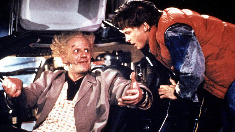 Back to the Future - 1985 Hollywood history, Gone with the Wind (1939), Gone with the Wind, The Wizard of Oz (1939), Casablanca (1940), The Great Dictator (1940), Citizen Kane (1941), Some Like It Hot (1959), Psycho (1960), Bonnie & Clyde (1967), Love Story (1970), Dirty Harry (1971), The Godfather (1972), The Godfather Part II (1974), Jaws (1975), Taxi Driver (1976), Star Wars (1977), Apocalypse Now (1979), The Shining (1980), Blade Runner (1982), E.T. the Extra-Terrestrial (1982), The Karate Kid (1984), The Terminator (1984), Back to the Future (1985), Dirty Dancing (1986), The Princess Bride (1987), Back to the Future Part II (1989), When Harry Met Sally (1989), The Silence of the Lambs (1991), Terminator 2 (1991), Forrest Gump (1994), The Lion King (1994), Braveheart (1995), Casino (1995), Toy Story (1995), Apolo 13 (1995), GoldenEye (1995), Titanic (1997), American History X (1998), The Truman Show (1998), The Sixth Sense (1999), Matrix (1999), Memento (2000), Gladiator (2000), The Lord of the Rings: Fellowship of the Ring (2001), The Lord of the Rings: The Two Towers (2002), Batman Begins (2005)