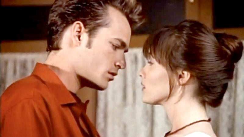 Gone too soon, Luke got lucky when he landed a role on 'Beverly Hills, 90210', Dylan McKay the bad boy everyone loved, Luke was one of THE 90s heartthrobs, Luke took a break from '95-'98 to work on movies, But Luke couldn't resist returning to '90210', Luke marries and becomes a father, Luke struggled to find the same degree of success after '90210', Luke landed starring roles but the shows didn't last long..., Broadway and theatre in London, Luke was even in a Swedish comedy in the mid-2000s, A health scare in 2015, Perry began advocacy work, Luke found his place again on 'Riverdale', Luke Perry wanted to do a reboot of '90210', A reboot in the works??, Fans were thrilled, ...but Luke had a conflict due to his contract with 'Riverdale', Tragedy strikes, Luke was 52 when he passed away, Perry's final role was in a Tarantino film, Luke was secretly engaged at the time of his death, They were said to be "smitten", An icon that is dearly missed