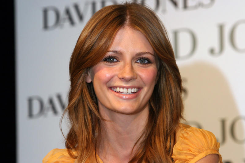 The other side of 'The O.C.', Fame at 17, Unforgettable character, Bullying on set, An unhealthy environment for a girl, Dark moments, The mental breakdown, Hollywood nightmare, A new life thanks to therapy, She's back on set