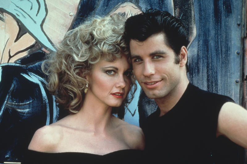 The most beautiful cinema couples ever, Pretty Woman - Julia Roberts and Richard Gere (1990), Titanic - Kate Winslet and Leonardo DiCaprio (1997), Grease - Olivia Newton John and John Travolta (1978), Four Weddings and a Funeral - Andie MacDowell and Hugh Grant (1994), Ghost - Demi Moore and Patrick Swayze (1990), Carol - Rooney Mara and Cate Blanchett (2015), Dirty Dancing - Jennifer Grey and Patrick Swayze (1987), Gone with the Wind - Vivien Leigh and Clark Gable (1939), Annie Hall - Diane Keaton and Woody Allen (1977), Vicky Cristina Barcelona - Penelope Cruz and Javier Bardem (2008), Sleepless in Seattle - Meg Ryan and Tom Hanks (1993), Brokeback Mountain - Heath Ledger and Jake Gyllenhaal (2005), Eternal Sunshine of the Spotless Mind - Kate Winslet and Jim Carrey (2004), The Notebook - Rachel McAdams and Ryan Gosling (2004), Loving - Ruth Negga and Joel Edgerton (2016), La La Land - Emma Stone and Ryan Gosling (2016), Slumdog Millionaire - Freida Pinto and Dev Patel (2008), Sabrina - Audrey Hepburn and Humphrey Bogart (1954), 3 Iron (Bin-jip) - Hee Jae and Seung-Yun Lee (2004), Notting Hill - Julia Roberts and Hugh Grant (1999)