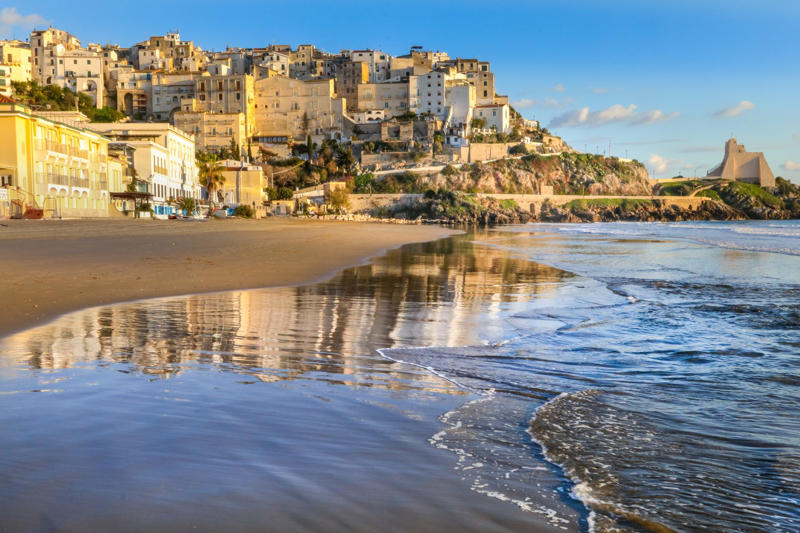 Rome and the wonders near the Eternal City, Ostia Antica, Civita di Bagnoregio, Lake Bolsena, Lake Nemi, Anguillara Sabazia, Lake Bracciano, Isola Liri, Sacred village of Bomarzo, Garden of Ninfa, Saturnia's thermal baths, Lake Canterno, Castel Gandolfo and Lake Albano, Sperlonga, Ovindoli, Santa Severa