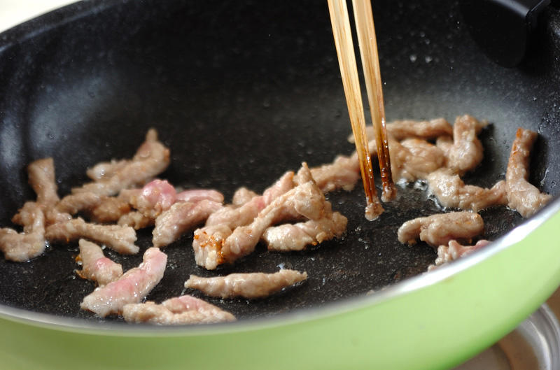 豚ひき肉とキャベツの春巻き 節約おかずレシピ, トロ～りチーズの納豆アボカド春巻き, さっぱり梅おかか入り！ ささみとチーズの春巻き, プリプリエビの春巻き, カボチャの春巻き, 具材を変えて生春巻き みんな大好き焼き肉味