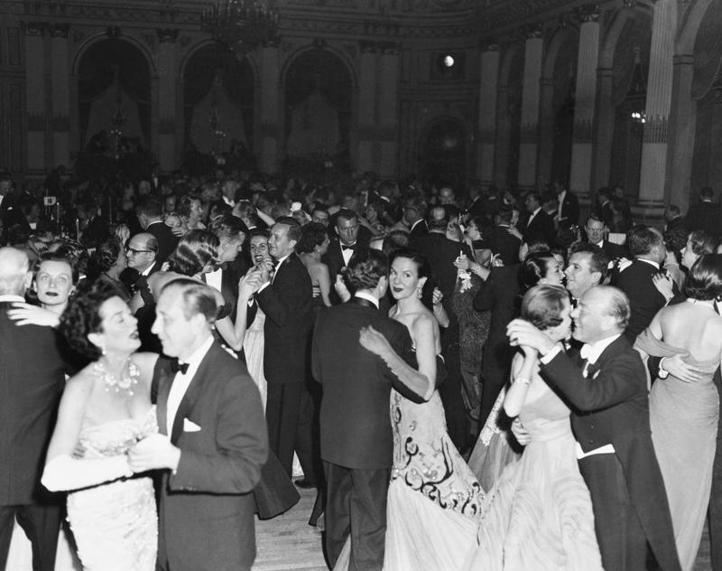 9) Ballroom Dancing 1) Early Beginnings, 2) Elsa Schiaparelli, 3) Front Desk, 5) Behind the Scenes, 6) Guest Service, 7) The Dream Ball, 9) Ballroom Dancing, 10) Eloise, 11) Wild West Ball, 12) Brigitte in the Big City, 14) Shakespeare Ball, 15) Black and White Ball, 16) Truman Capote, 17) Mr. and Mrs. Henry Fonda, 18) Michael Caine, 19) The Beatles, 20) An After Party, 21) Barbra Streisand, 22) Doctor Faustus, 23) Josh Davidson Opening, 24) Feather Ball Benefit Gala, 25) Cactus Flower, 26) John Travolta, 27) Spanish Institute Gala, 28) A Luncheon, 29) Madonna and Warren Beatty, 30) Supermodels, 31) Strike a Pose, 32) Aretha Franklin, 33) Brooke Shields, 34) My Best Friend’s Wedding