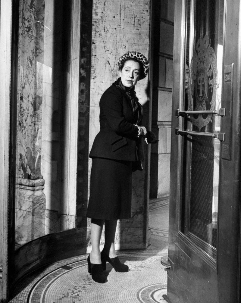 2) Elsa Schiaparelli 1) Early Beginnings, 2) Elsa Schiaparelli, 3) Front Desk, 5) Behind the Scenes, 6) Guest Service, 7) The Dream Ball, 9) Ballroom Dancing, 10) Eloise, 11) Wild West Ball, 12) Brigitte in the Big City, 14) Shakespeare Ball, 15) Black and White Ball, 16) Truman Capote, 17) Mr. and Mrs. Henry Fonda, 18) Michael Caine, 19) The Beatles, 20) An After Party, 21) Barbra Streisand, 22) Doctor Faustus, 23) Josh Davidson Opening, 24) Feather Ball Benefit Gala, 25) Cactus Flower, 26) John Travolta, 27) Spanish Institute Gala, 28) A Luncheon, 29) Madonna and Warren Beatty, 30) Supermodels, 31) Strike a Pose, 32) Aretha Franklin, 33) Brooke Shields, 34) My Best Friend’s Wedding