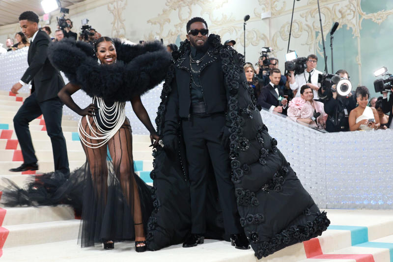Yung Miami and Sean ‘Diddy‘ Combs The verdict of Sean 'Diddy' Combs, Not enough for life sentence, He transported people across the US, Acquitted of the most serious charges, Cassie Ventura, one of the witnesses, Forced 'f r e a k - o u t s', Domestic abuse, He says it was 'voluntary participation', Two decades committing crimes, Loyal employees to a powerful star, He faces 10 years in prison, Family kept supporting him, Video evidence, Possible appeal