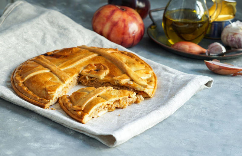 16. Empanada gallega, Spain 34. Stargazy pie, England, UK, 33. Borek, various locations, 32. Saskatoon berry pie, Canada, 31. Butter pie, England, UK, 30. Vlaai, Netherlands, 29. Zelnik, Bulgaria and North Macedonia, 28. Egyptian goulash, Egypt, 27. Peach pie, USA, 26. Kreatopita, Greece, 25. Scotch pie, Scotland, UK, 24. Empadão de frango, Brazil, 23. Pepper steak pie, South Africa, 22. Limonnik, Russia, 21. Pork pie, England, UK, 20. Bündner Nusstorte, Switzerland, 19. Penovani khachapuri, Georgia, 18. Empanada gallega, Spain, 17. Steak and Guinness pie, Ireland, 16. Geraardsbergse mattentaart, Belgium, 15. Pâté chaud, Vietnam, 14. Mince pie, various locations, 13. Bacon and egg pie, England, UK and New Zealand, 12. Pastilla, North Africa, 11. Pithivier, France, 10. Pot pie, Canada, UK and USA, 9. Torta pasqualina, Italy, 8. Cherry pie, USA, 7. Coulibiac, France and Russia, 6. Buko pie, Philippines, 5. Tourtière, Canada, 4. Spanakopita, Cyprus and Greece, 3. Steak and kidney pie, UK, 2. Meat pie, Australia and New Zealand