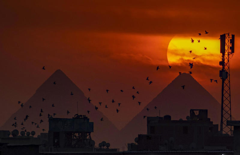 Wonder of the world, The pyramids are very, very, very old, They've witnessed most of human history, The Great Pyramid was the tallest structure in the world for 3,800 years, It's also the only wonder of the ancient world left standing, There's the Khufu Pyramid..., ...the Khafre Pyramid..., ...and the Menkaure Pyramid, We're still not totally sure how they were built, They're architecturally extremely advanced, There are many, many other tombs around the pyramids, They weren't built by slaves, The pyramids' interiors are eerie but unspectacular, The pyramids once looked very different, Why were they built?, Pyramid-building had fallen out of favour by the New Kingdom, Herodotus visited in the 450s BC, The Muslim caliphs were equally impressed, Though one tried to destroy them, Looting and grave-robbing stripped them bare, Napoleon won the so-called 'Battle of the Pyramids', Egypt gained international attention, Egyptology became a fashionable pursuit, Egyptology has attracted criticism, The pyramids were an allied barracks during the First World War, Upper-class tourism started in the 19th century, The pyramids have become a magnet for conspiracy, Air travel and mass tourism changed the game, The pyramids are now used for art and culture..., ...and sometimes for politics