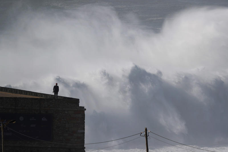 Attraction, Blue world, Mountain, Respectful wave, Challenge, Fort in the foreground, Magnitude, Fearless, No mistakes