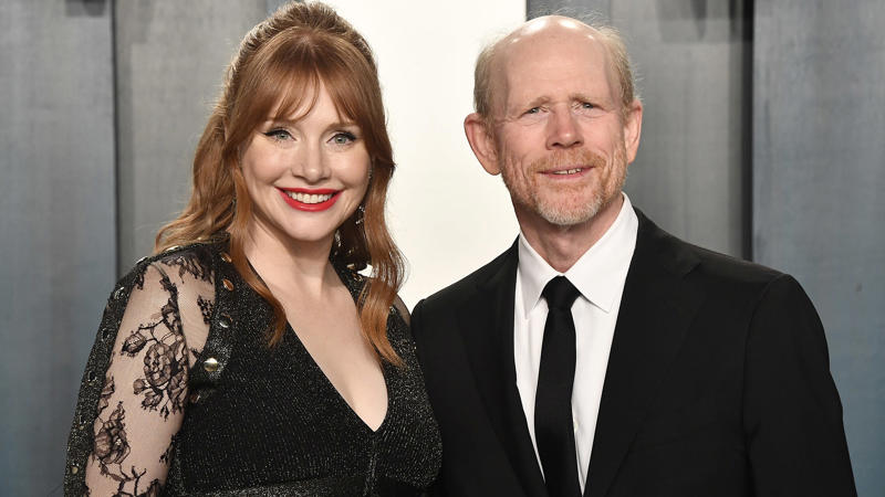Ron and Bryce Dallas Howard Happy Days, Richie Cunningham, Ron Howard, Marion Cunningham, Marion Ross, Howard Cunningham, Tom Bosley, Arthur Fonzarelli, Henry Winkler, Award-winning role in 'Barry', Joanie Cunningham, Erin Moran, Chachi Arcola, Scott Baio, Warren 'Potsie' Weber, Anson Williams, Mitsumo 'Arnold' Takahashi, Noriyuki 'Pat' Morita, Al Delvecchio, Al Molinaro, Ralph Malph, Don Most, Lori Beth Allen-Cunningham, Lynda Goodfriend, Ashley Pfister, Linda Purl, Roger Phillips