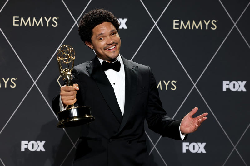Variety and talk shows From the microphone to legend, Johnny Carson, Larry King, David Letterman, Ed Sullivan, Graham Norton, Conan O’Brien, Howard Stern, Trevor Noah, Jon Stewart, James Lipton, Ryan Seacrest, Regis Philbin, Bill Moyers