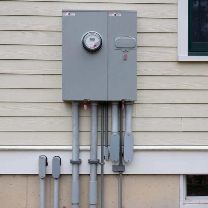 Wood Siding, Electrical Panels and Meters, Asphalt Shingles, Air Conditioners, Lead Paint, Old Mortar, Living Things, Painted Surfaces That You Want to Stay Painted, Vehicles, Outdoor Light Fixtures, Stained Wood