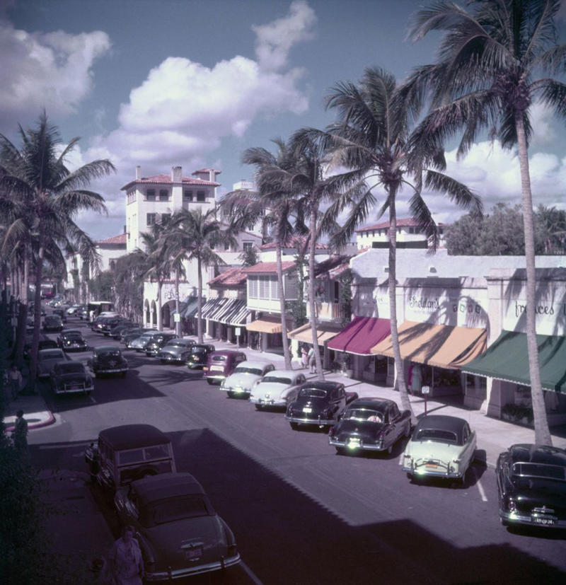 1940: A Glamorous Duo, 1946: A Beach Stroll, 1946: Under the Palm Trees, 1946: A Winter Getaway, 1948: A Fishing Trip, 1953: Street View, 1954: A Day at the Beach, 1955: A Slim Aarons Snapshot, 1955: Sketching by the Beach, 1955: Walking the Dog, 1955: Pretty in Pink, 1955: A Polo Ball, 1955: Worth Avenue, 1955: Evening Elegance, 1955: Luxury Living, 1955: Sipping Champagne, 1956: La Coquille Club, 1958: Glamorous in Chiffon, 1959: Sitting by the Pool, 1959: A Walk on the Wild Side, 1961: The Colony Hotel, 1961: A Pool Party, 1961: A Fashionable Affair, 1964: A Vibrant Duo, 1964: Lilly Pulitzer Designs, 1968: Athina Livanos Onassis, 1968: Outside the Flagler Museum, 1970: A Motorcycle Ride, 1970: A Painted Portrait in Palm Beach, 1970: Pretty Patterns, 1982: Picture-Perfect Palm Beach Home