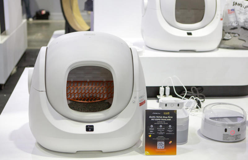 And there's tech to help you clean up after them How to get the best from your house tech, Free voice-controlled smart home app, Alexa has 100,000 skills and counting, Apple doesn't rule in the smart home, Home hubs aren't necessarily portable, Smart speakers listen for their 'wake' word, Don't place your smart speaker near a window, Every smart home device is a potential invitation to hackers, Voice purchasing on the Amazon Echo is on by default, Your wireless camera could be spying on you, Not all smart toys are safe, Build a geofence, Wave goodbye to cold callers, Throw the ultimate parties with smart lighting, Google Home knows which calendar is yours, Smart gadgets can help you stay safe at home, Robot vacuums have come a long way, Do more than count steps with smart health tech, Window tech can improve privacy and security, You can play with your pet remotely, And there's tech to help you clean up after them, A smart home can help people age well, Robot gardeners are better than ever, You can have a smart home without the wires, Create a dedicated charging nook, Mastering routines is the key to an automated home