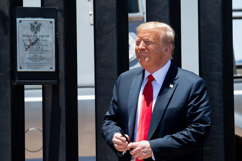 Trump's plans for undocumented immigrants in the US are scary The President of America is a felon, 38 nations ban convicted felons from entry, Donald's political life just got a lot more complicated, Exceptions can be made, Isn't it all a little too ironic?, A situation that could impact international relations, North America, South America, No visiting the Dominican Republic either, The King invited Trump to the UK anyways