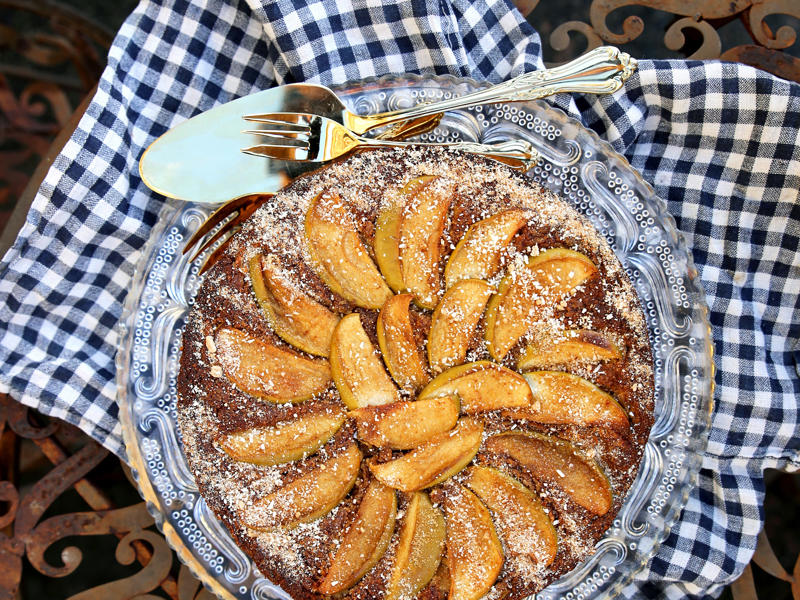 Apple cake recipes,          Apple carrot cake      ,          Simple apple loaf cake      ,          Chai-spiced apple crumble cake      ,          Apple and cinnamon crumble cake with cinnamon anglaise      ,          Pure apple cake with golden syrup custard      ,          Apple tea cake      ,          Buttery apple cinnamon loaves      ,          Apple ginger cakes with lemon icing      ,          Toffee apple cake      ,          Caramel apple crumble cake      ,          Little ginger cakes with lemon drizzle      ,          Spiced apple cupcakes      ,          Spiced apple stack with toffee apples      ,          Spicy apple tea cake      ,          Apple sour cream cake      ,          Sicilian almond, apple and ricotta cake with pecans      ,          Apple cream cake      ,          Apple custard cake      ,          Mini apple cinnamon cakes      ,          Apple “cake” with vanilla syrup      ,          Apple cake with burnt butter frosting      ,          Apple cake      ,          Apple cake with brandy butterscotch sauce      ,          Chocolate apple cake      ,          Apple custard teacakes      ,          Apple almond cake      ,          Spiced apple stack cake      ,          Apple cinnamon tea loaves      , Retro apple bake, Apple muffin recipes