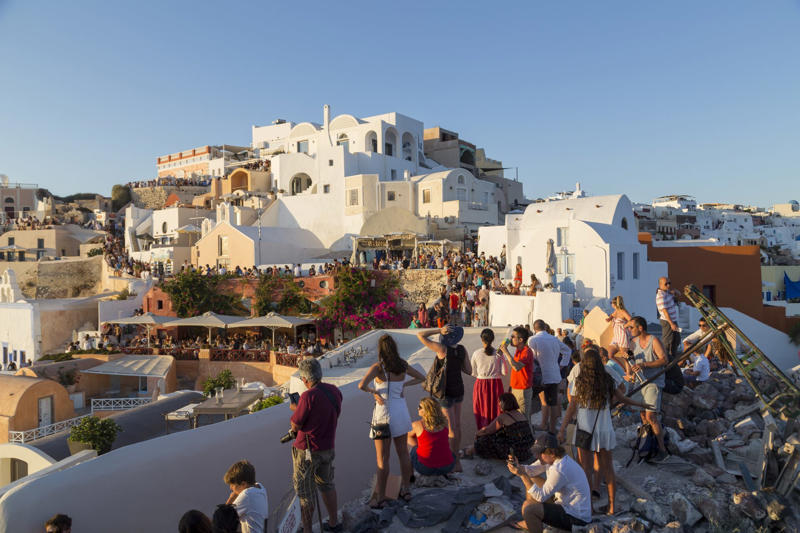Eight travel trends in 2025, Gen Z sets the tone, Detour destinations, Example: Girona, Spain, Goods getaways, Example: Uji, Japan, The all-inclusive era, Example: AVA Resort, Cancun, Example: The Fontainebleau Las Vegas, USA, JOMO travel (Joy of Missing Out), Example: The Old Millhouse, Dalkeith, Scotland, The phenomena-list, Example: Synchronous fireflies in Gatlinburg, Tennessee, Set-jetting, Example: Dubai